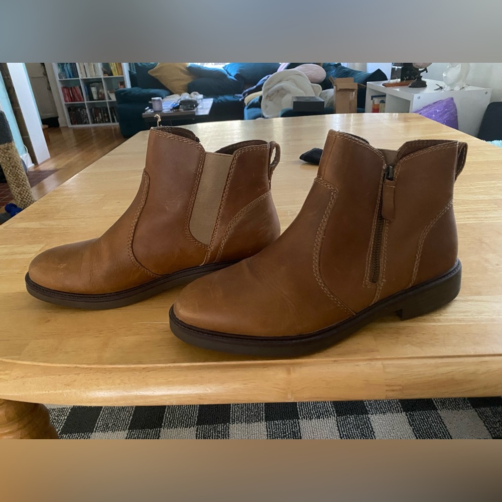 Cougar water proof brown leather boot